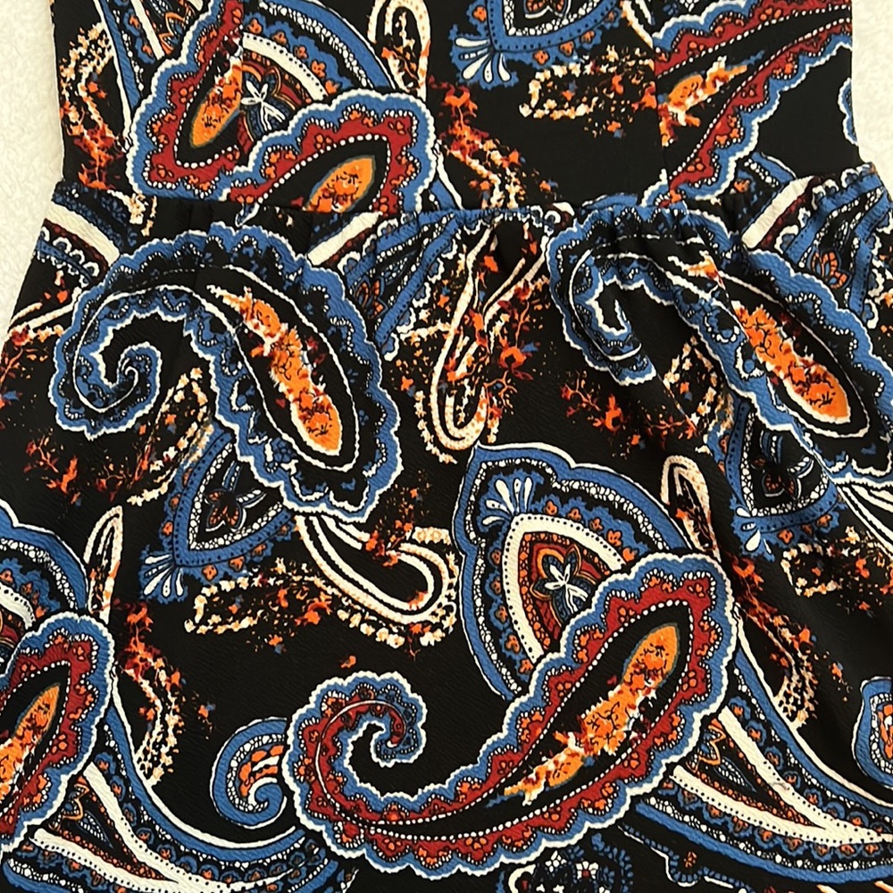 enough about me… size medium beautiful dress - Picture 3 of 7